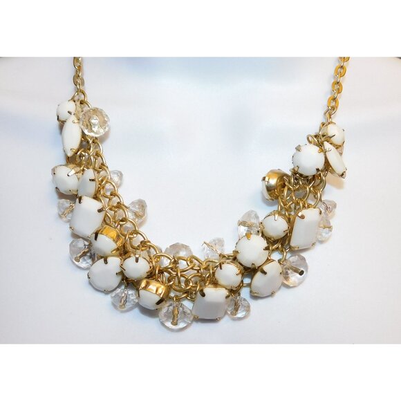 Retro White And Gold Tone Cluster Gem Necklace - Picture 1 of 5